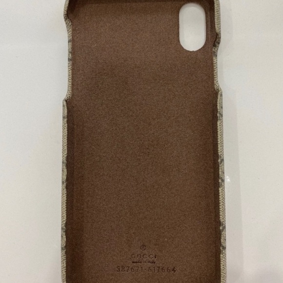 Authentic Gucci IPhone Cover - Picture 2 of 4